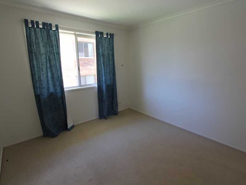 2/21 Surf Parade BROADBEACH 7