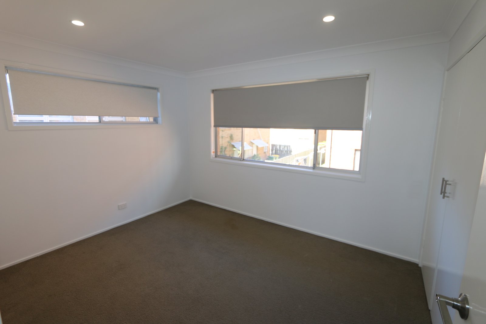 2/21 Surf Parade BROADBEACH 4