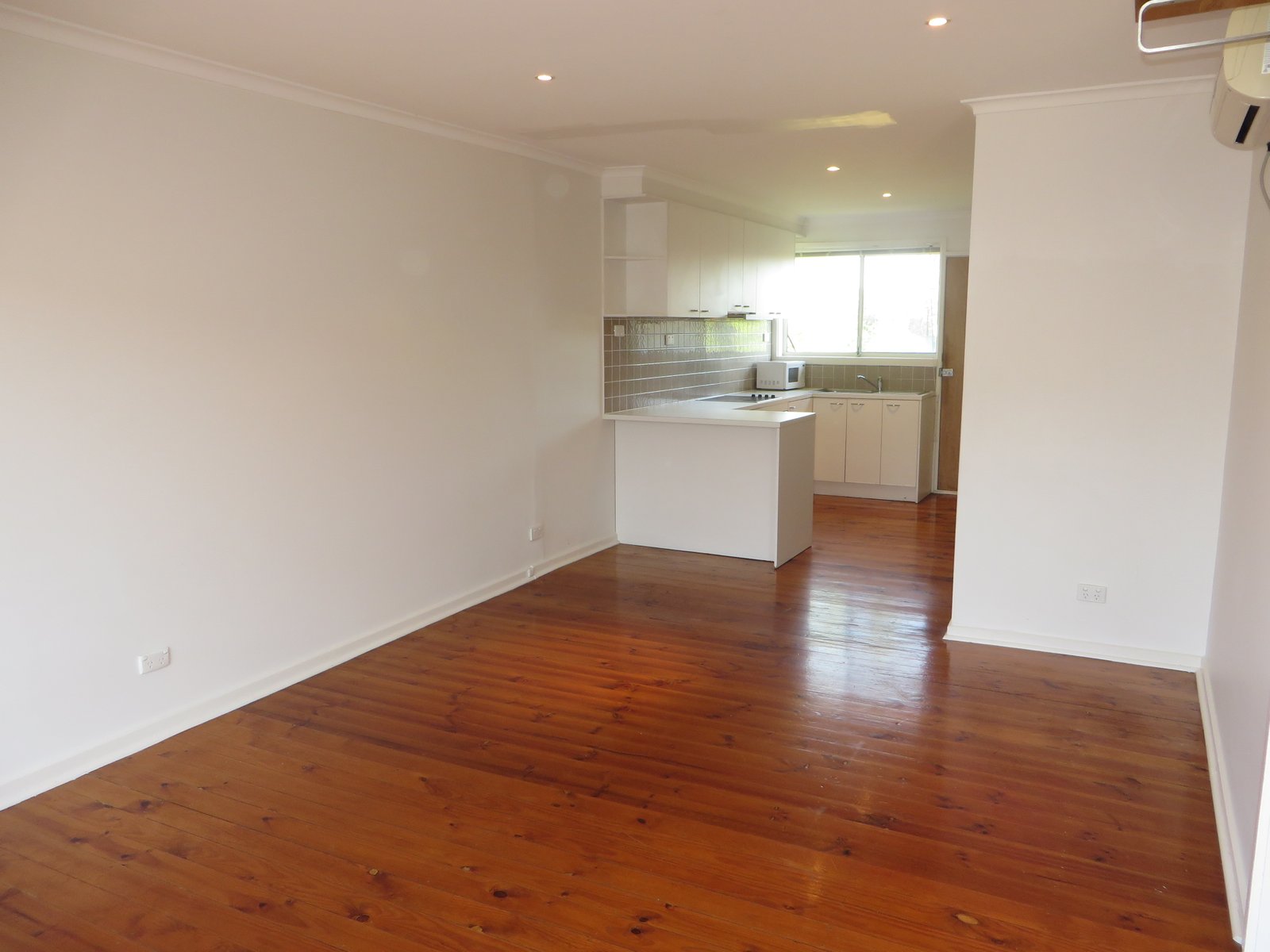 Gallery: 2/21 Tibrockney Street