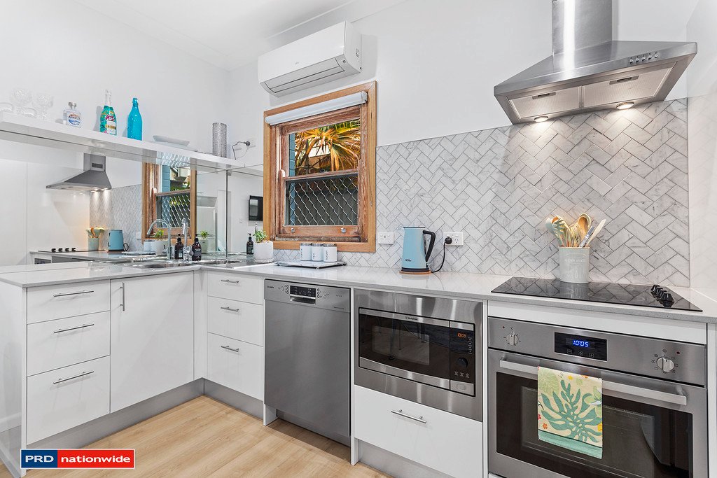 2/21 Victoria Parade NELSON BAY 13