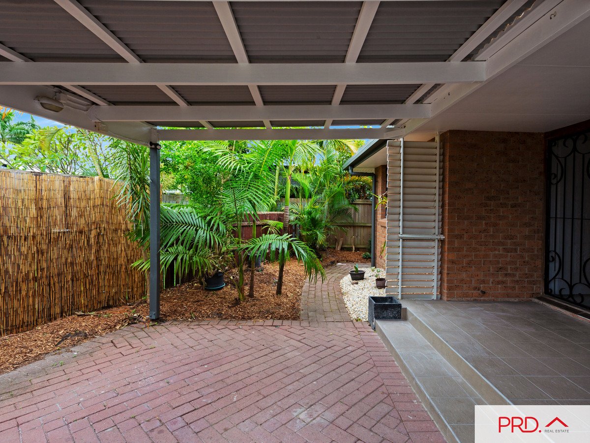 2/21 Wagtail Court Burleigh Waters 1