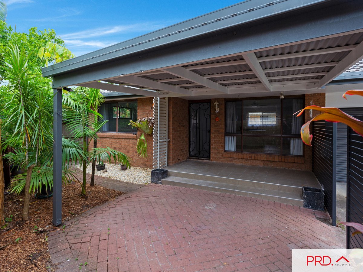 2/21 Wagtail Court Burleigh Waters 2