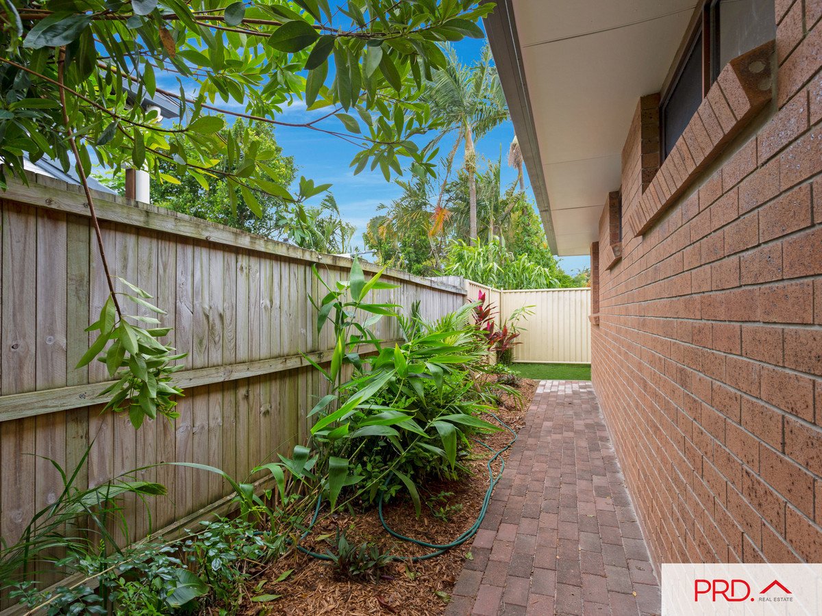 2/21 Wagtail Court Burleigh Waters 13