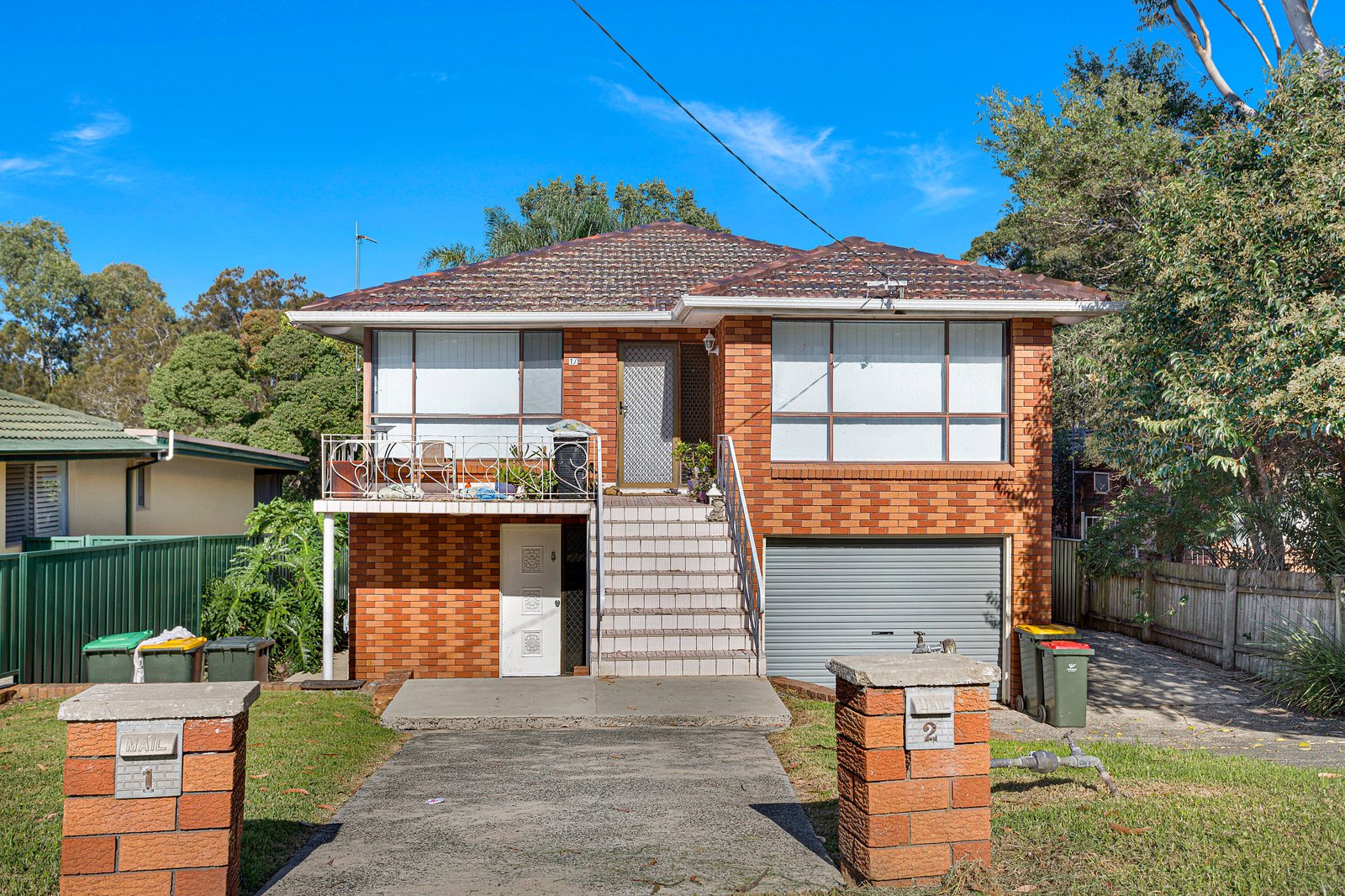 2/21 William Beach Rd  KANAHOOKA 1