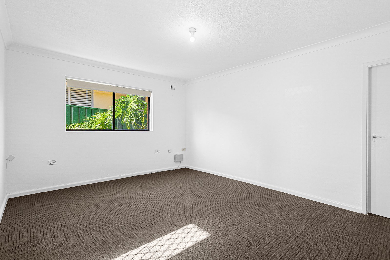 2/21 William Beach Rd  KANAHOOKA 2