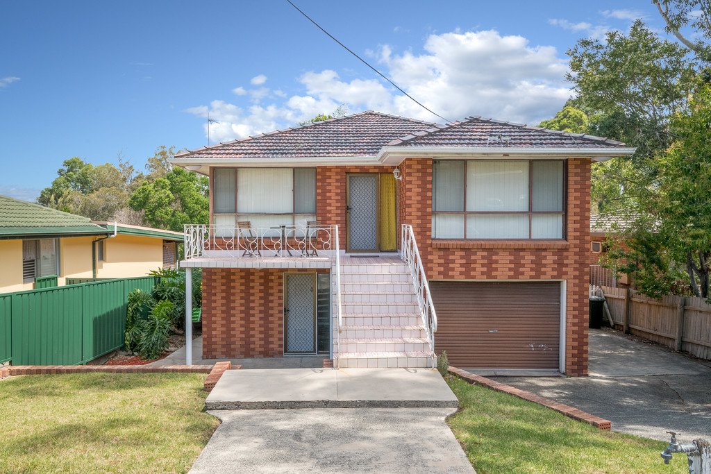 2/21 William Beech Rd  KANAHOOKA 1