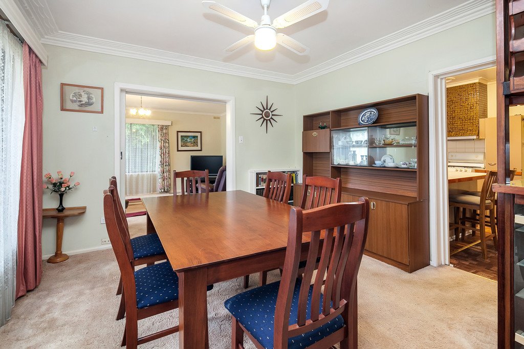 221 Winter Street DELACOMBE 5