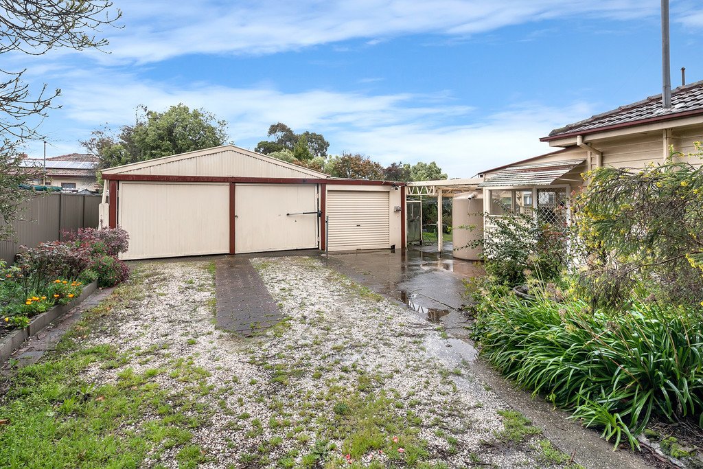 221 Winter Street DELACOMBE 13