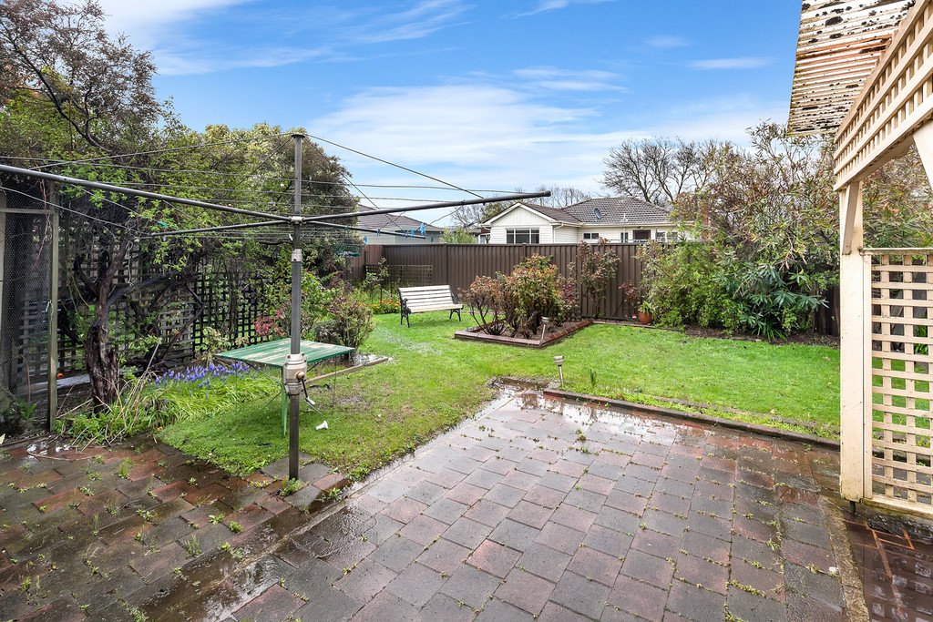 221 Winter Street DELACOMBE 14