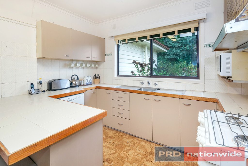 221 Winter Street DELACOMBE 7