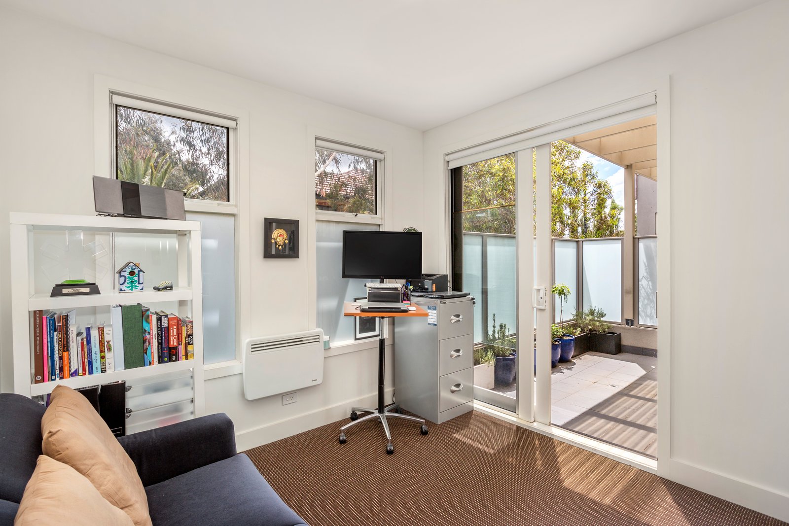 Gallery: 22/10 Tennyson Street