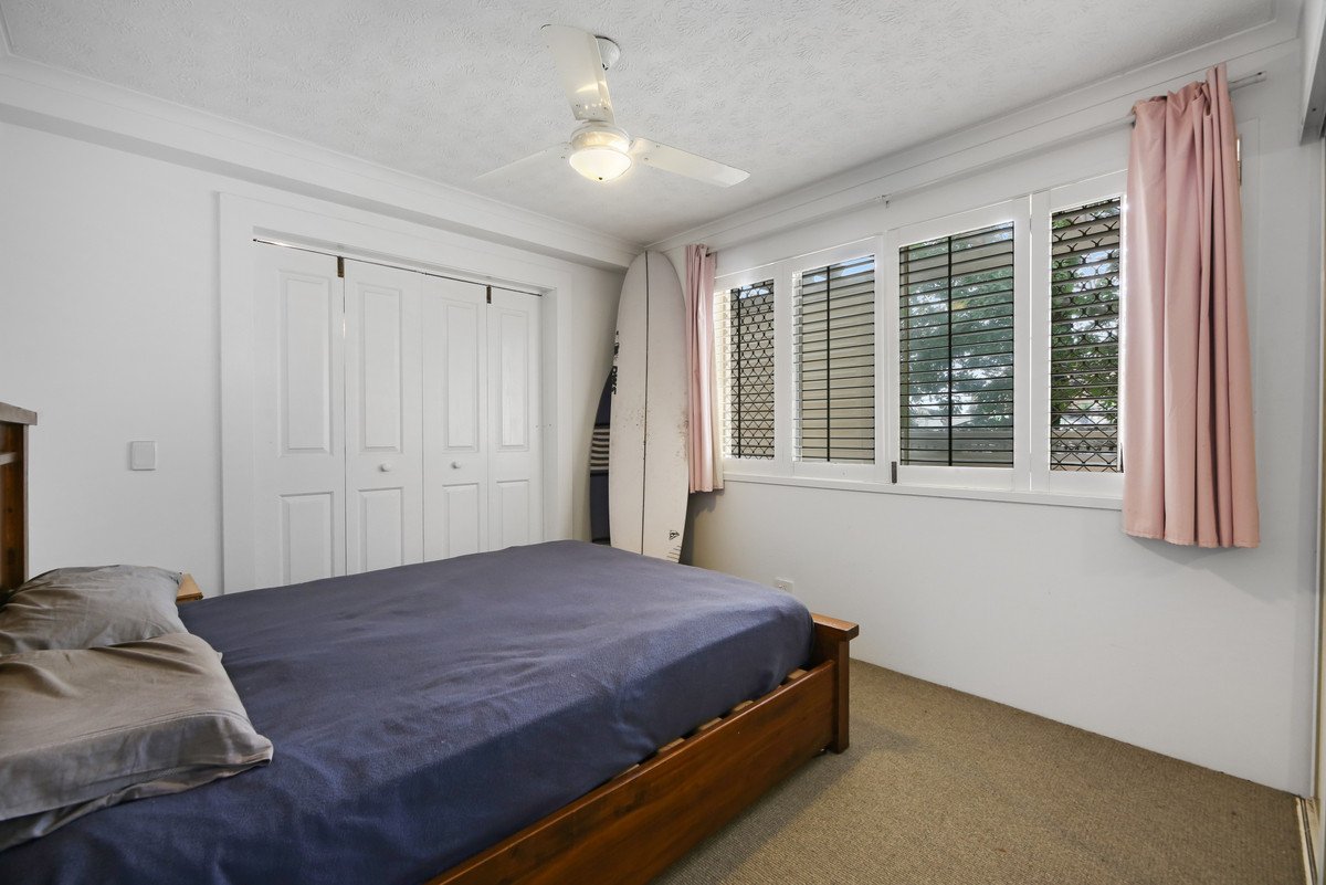 2/2103 Gold Coast Highway Miami 6