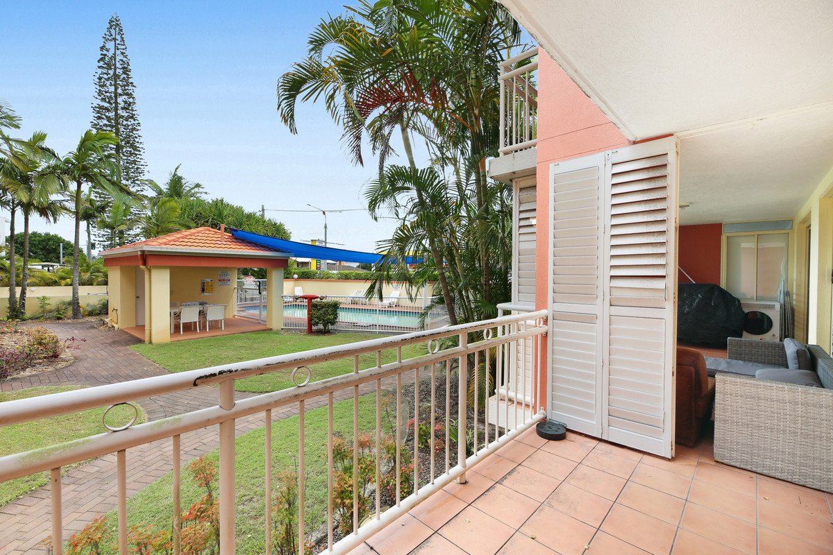 2/2103 Gold Coast Highway Miami 10