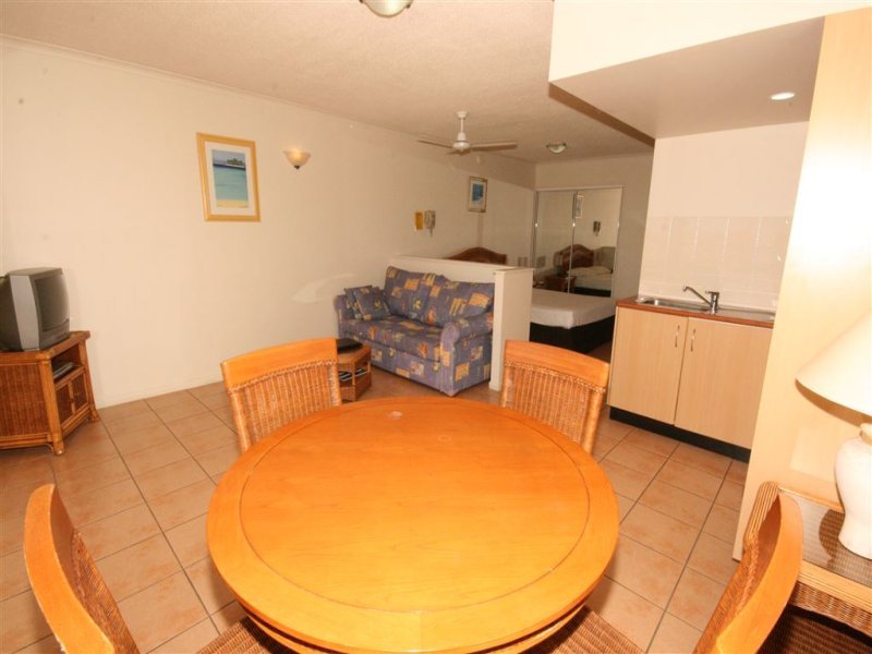 22/115 Shingley Drive AIRLIE BEACH 8