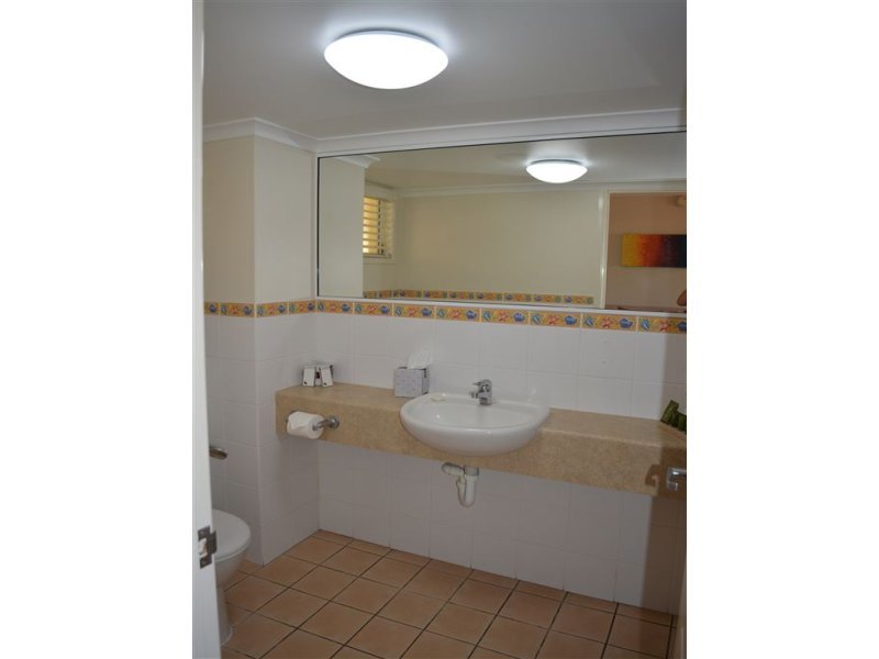 22/115 Shingley Drive AIRLIE BEACH 11