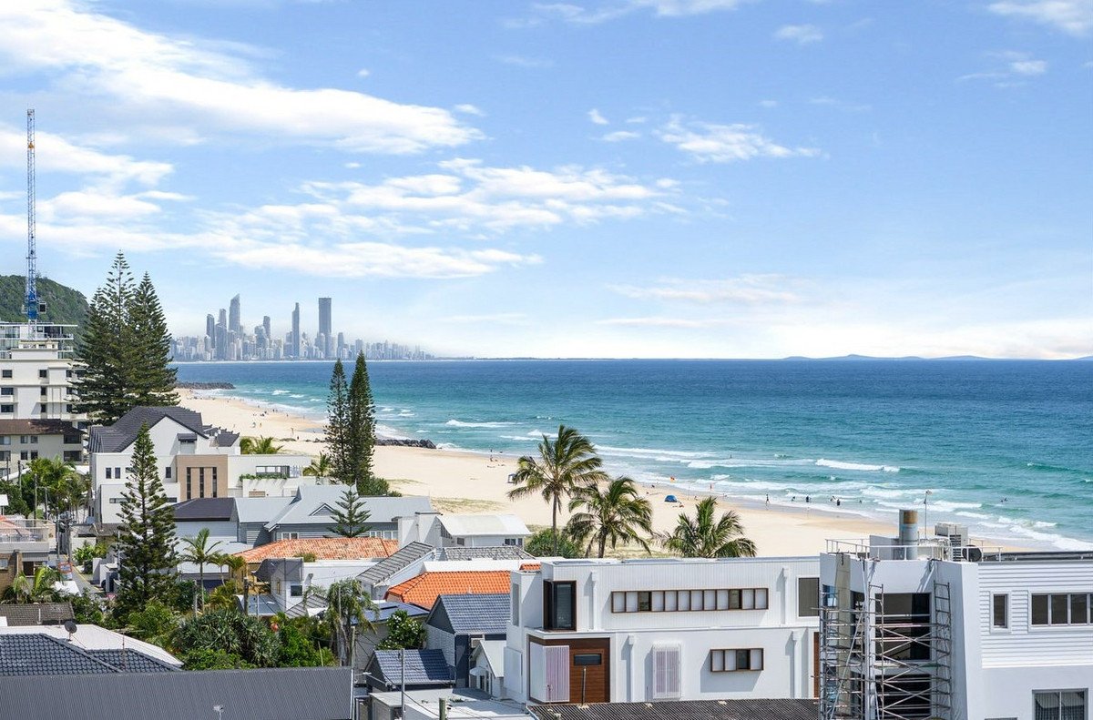 22/1187 Gold Coast Highway Palm Beach 1