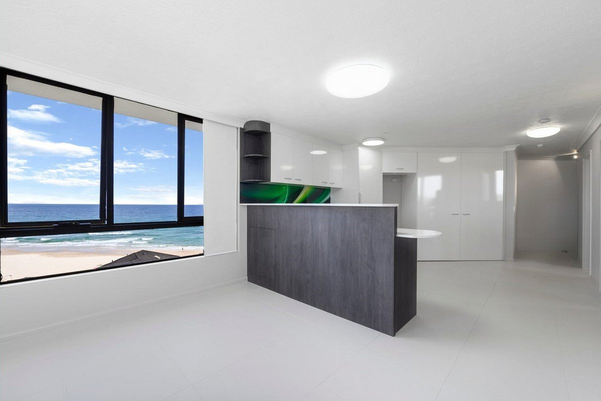 22/1187 Gold Coast Highway Palm Beach 2