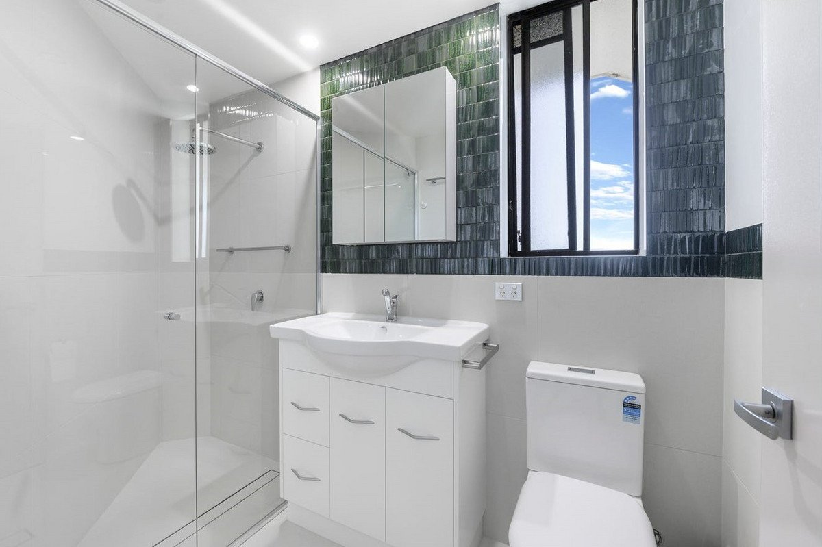 22/1187 Gold Coast Highway Palm Beach 10