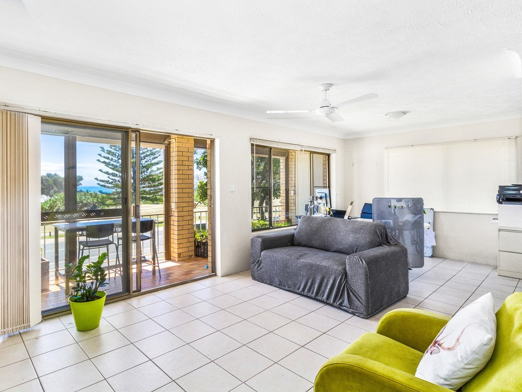 2/212 Marine Parade KINGSCLIFF 2