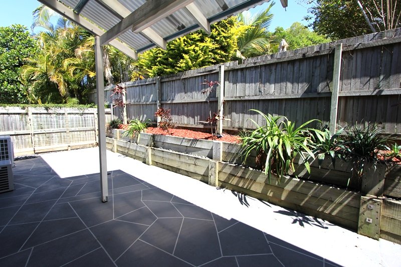 2/212 Nerang Street SOUTHPORT 2