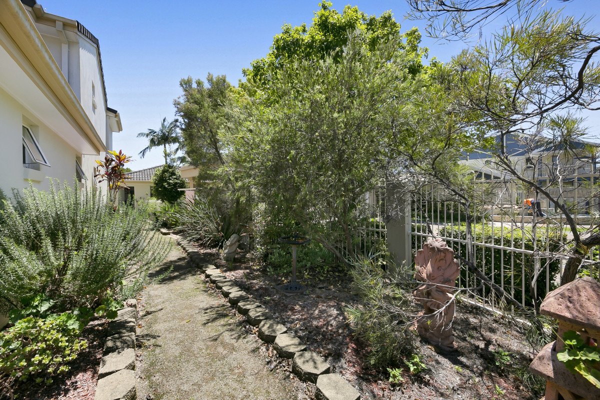 22/12 Promenade Avenue Robina 23