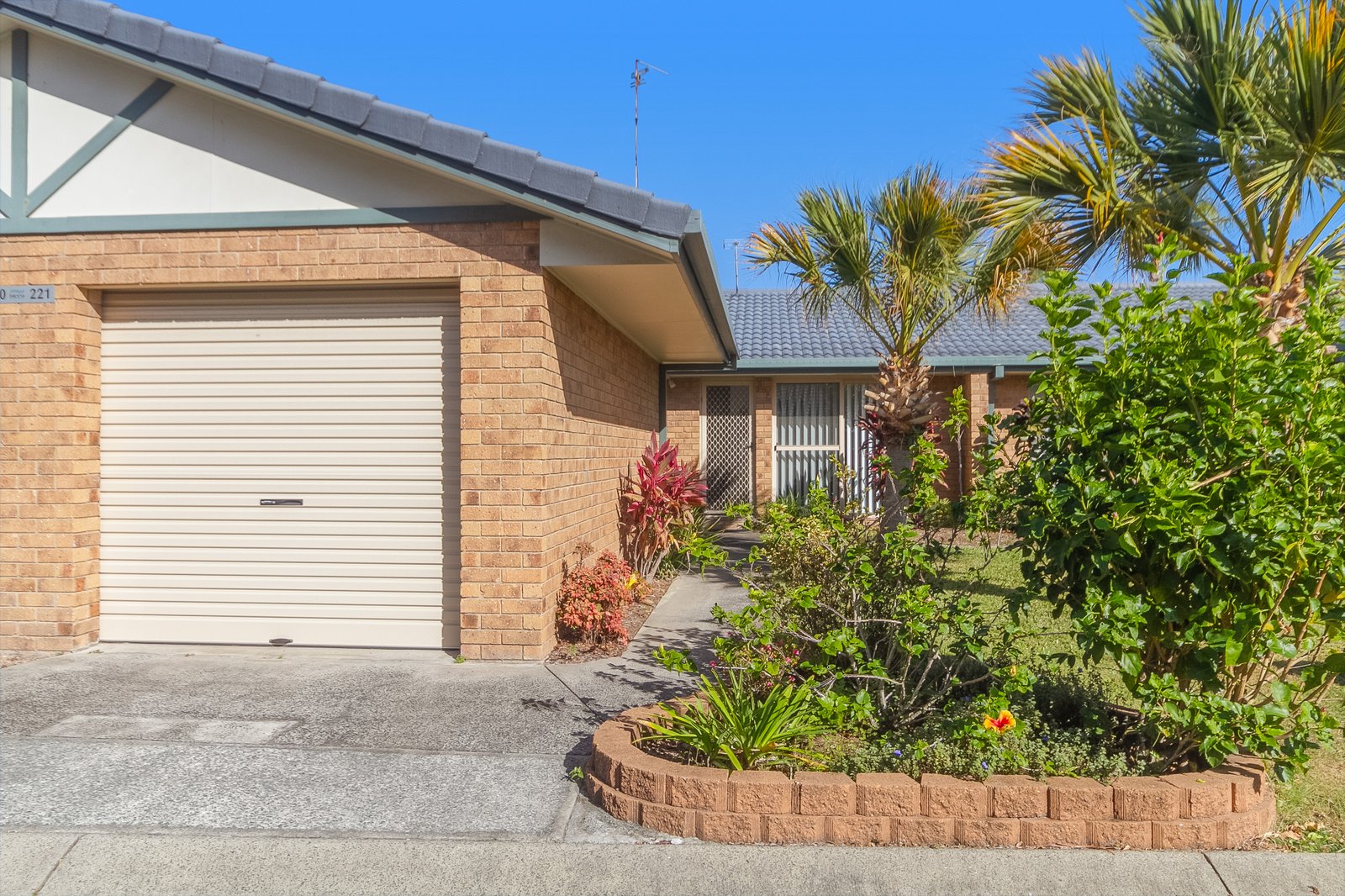 221/20 Binya Avenue TWEED HEADS 2