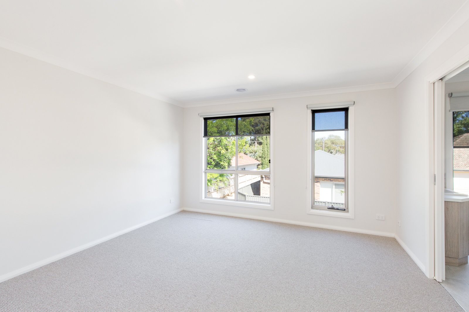 Gallery: 2/213 Adair Street