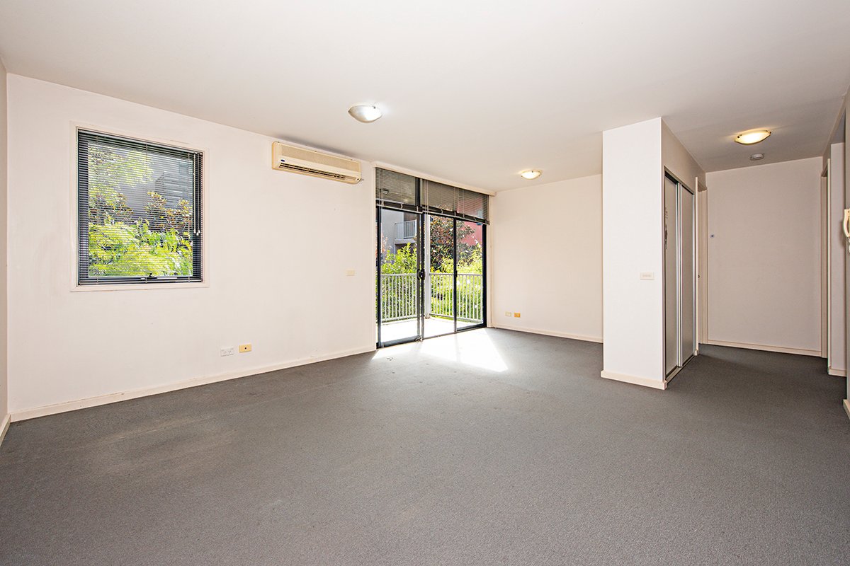 Gallery: 221/3 Hoddle Street