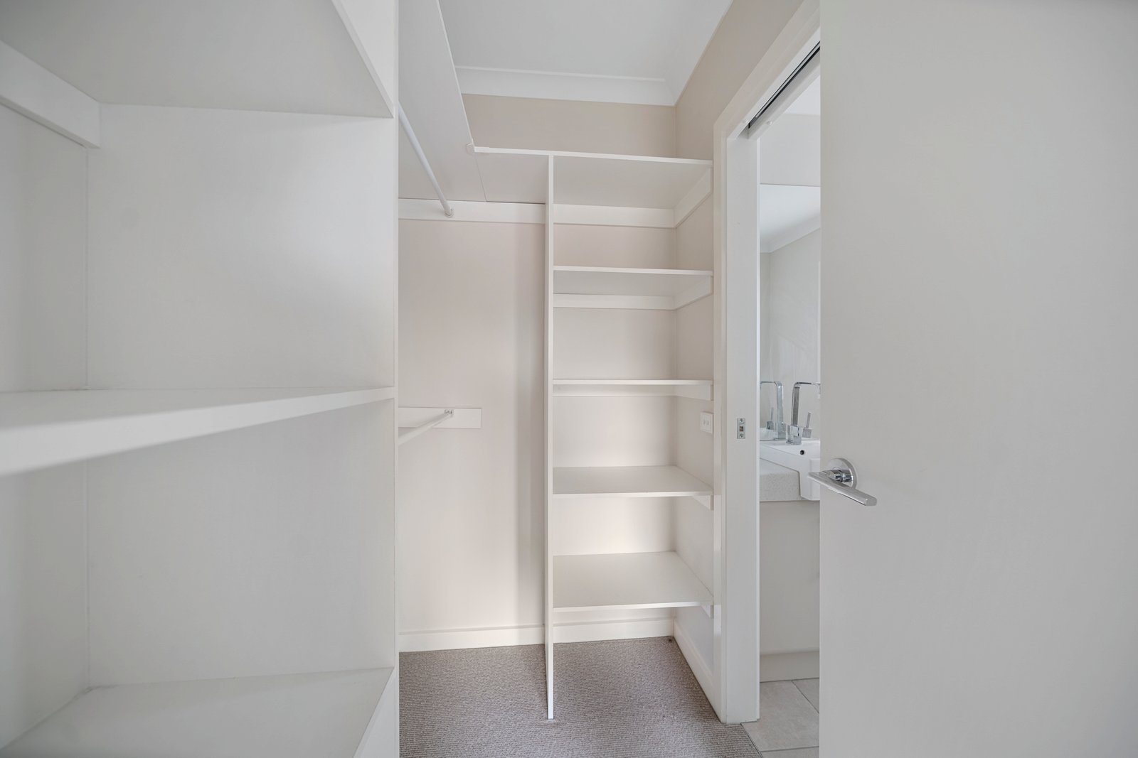 2/213 Holdsworth Rd  NORTH BENDIGO 11