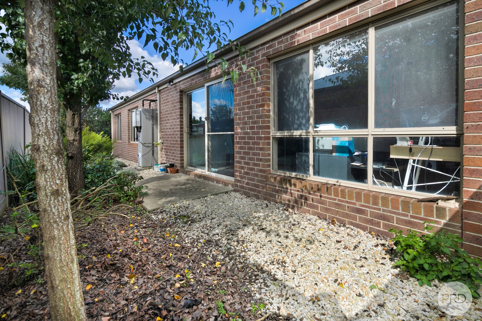 2/213 Kossuth Street SEBASTOPOL 10