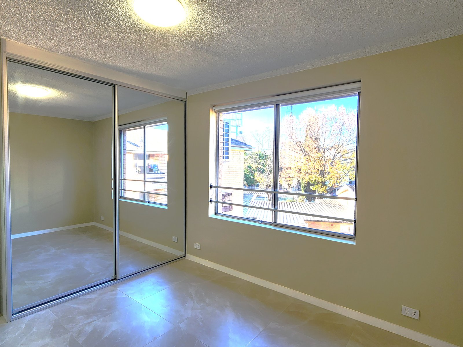 22/13 Speed Street LIVERPOOL 7