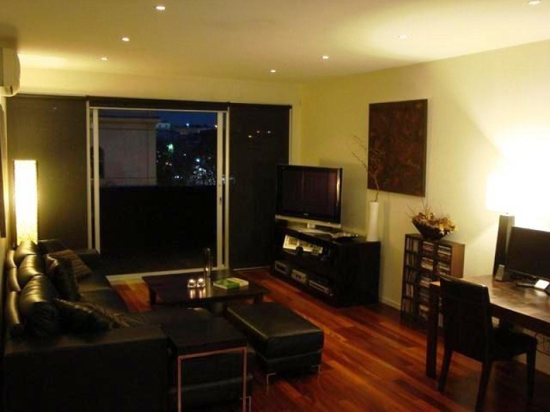 Gallery: 22/14 Fitzroy Street