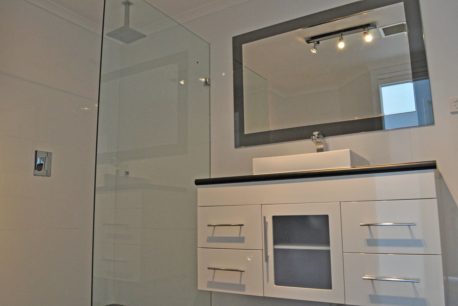 22/14 Mawarra Street PALM BEACH 3