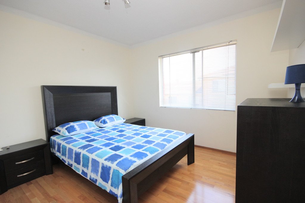 22/142 Chuter Avenue SANS SOUCI 3