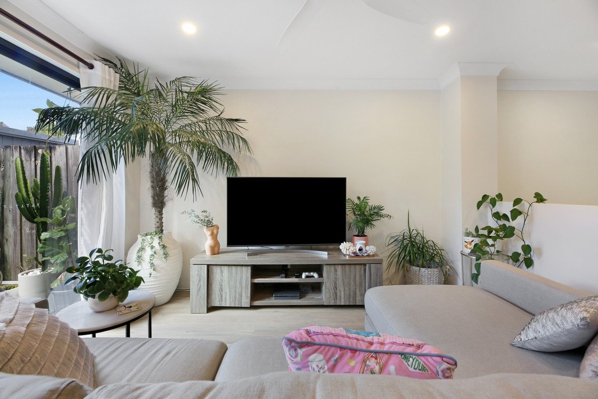 22/15 Ancona Street Carrara 3