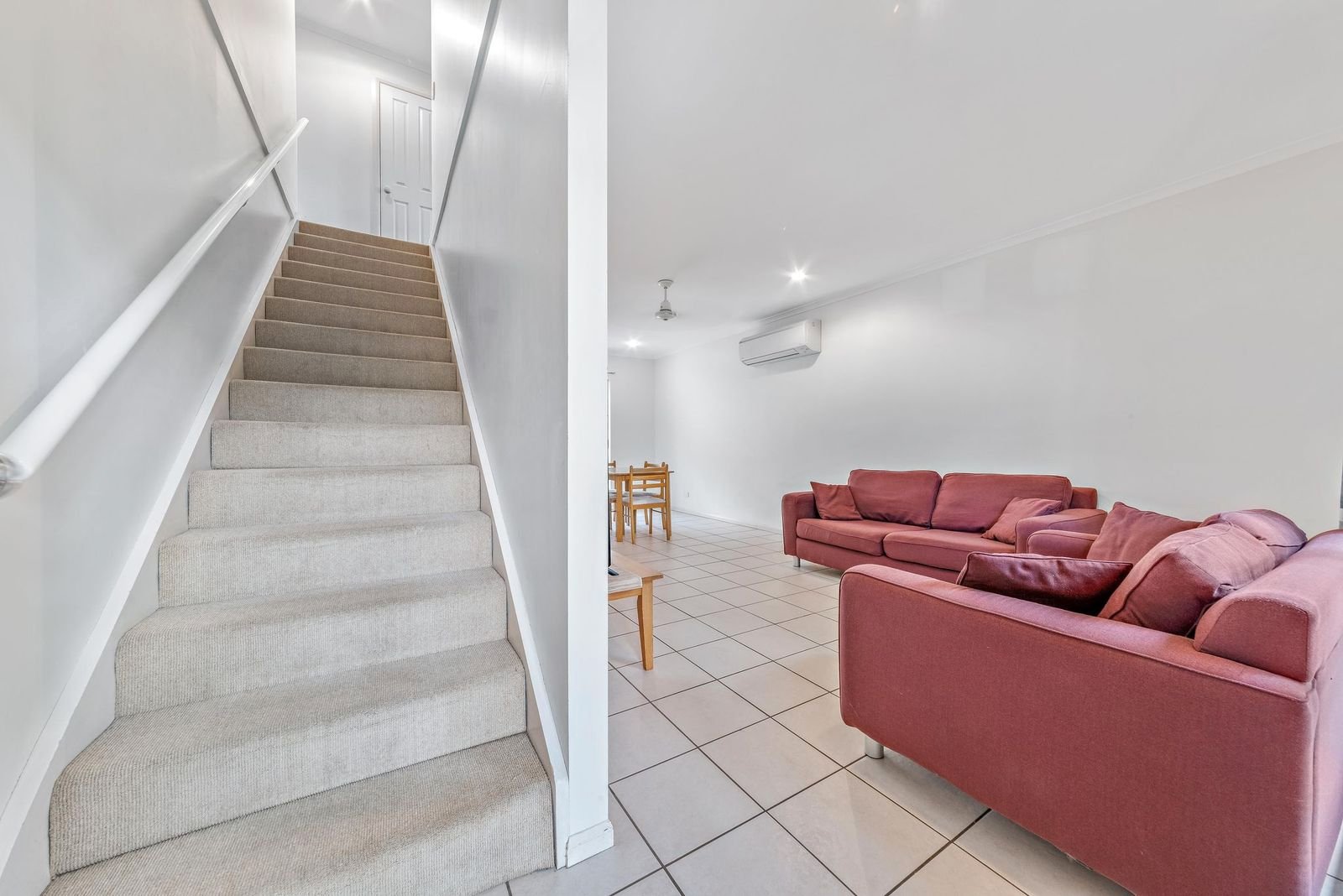22/16 Beach Road CANNONVALE 8