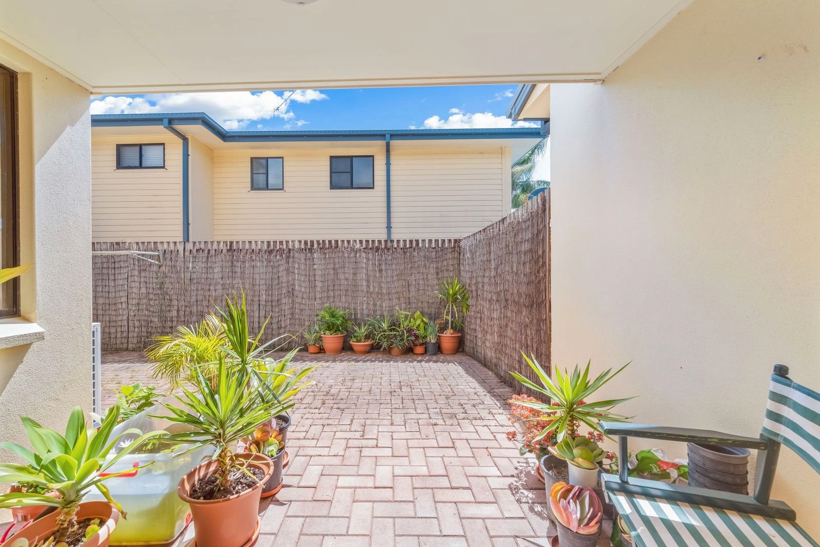 22/16 Beach Road CANNONVALE 15