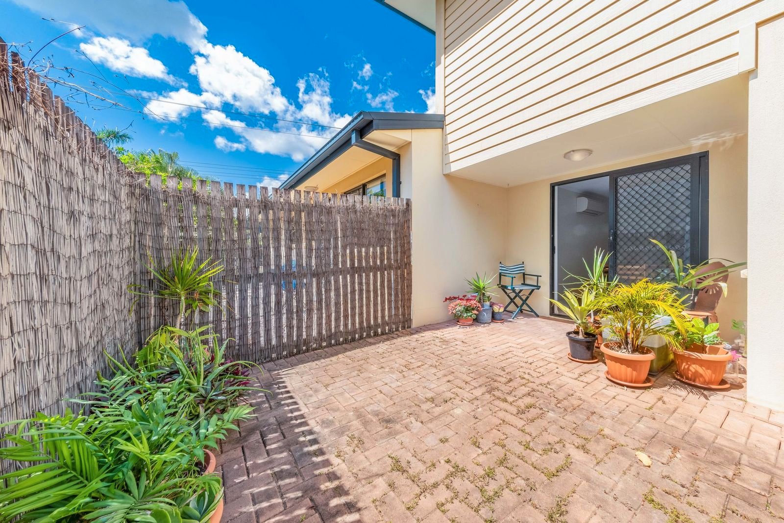 22/16 Beach Road CANNONVALE 16
