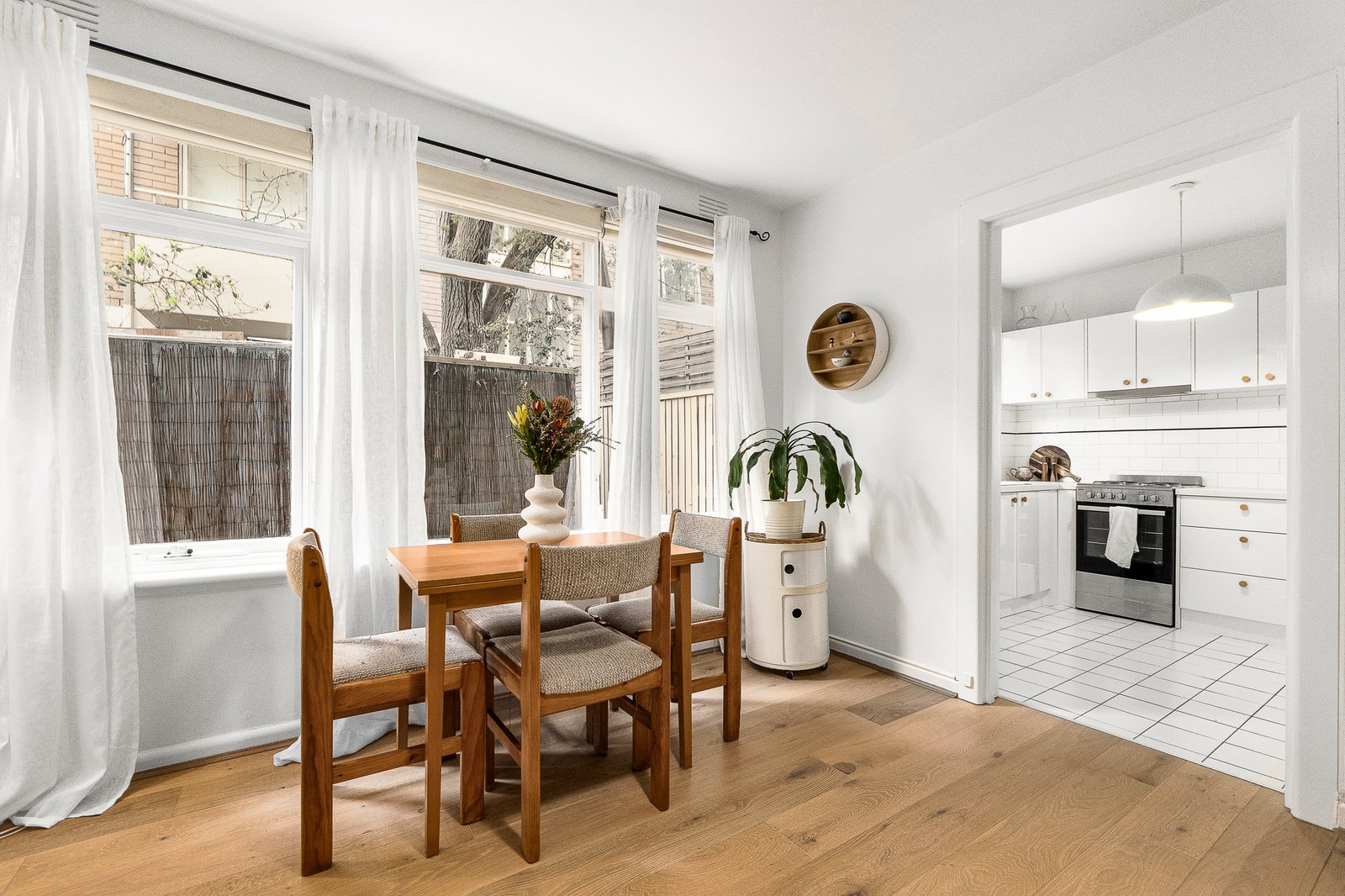 Gallery: 2/217 Brighton Road
