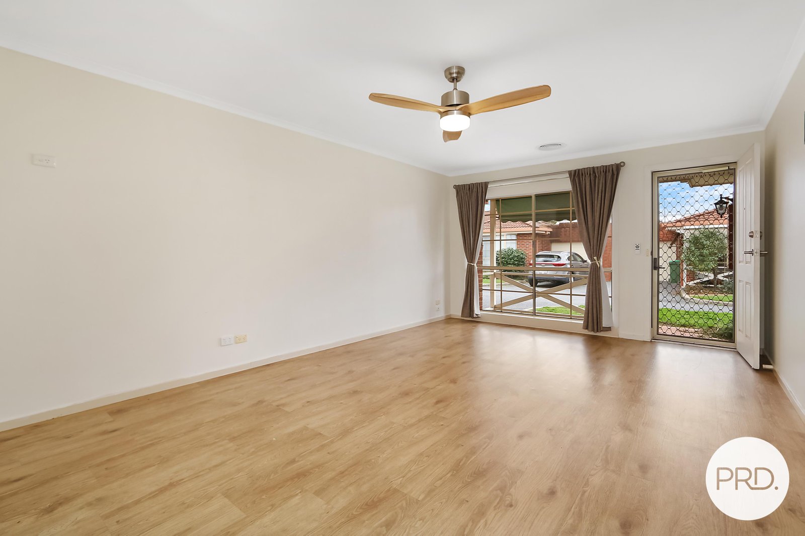2/218-220 Beechworth Road WODONGA 4