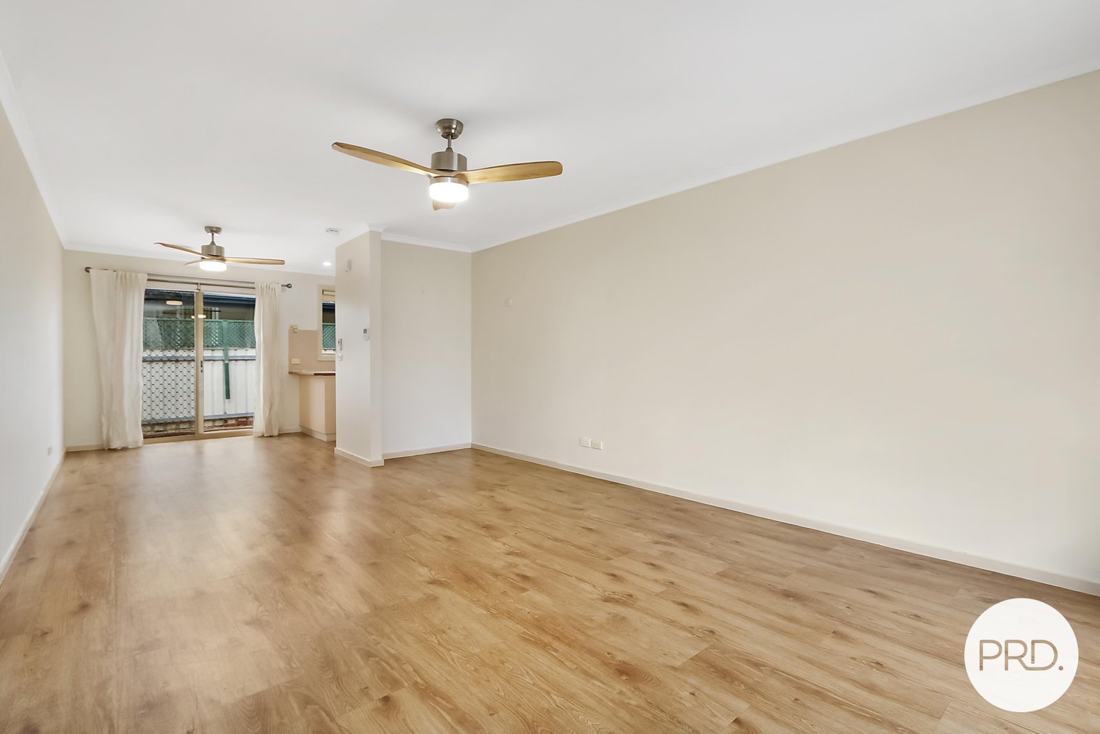 2/218-220 Beechworth Road WODONGA 5