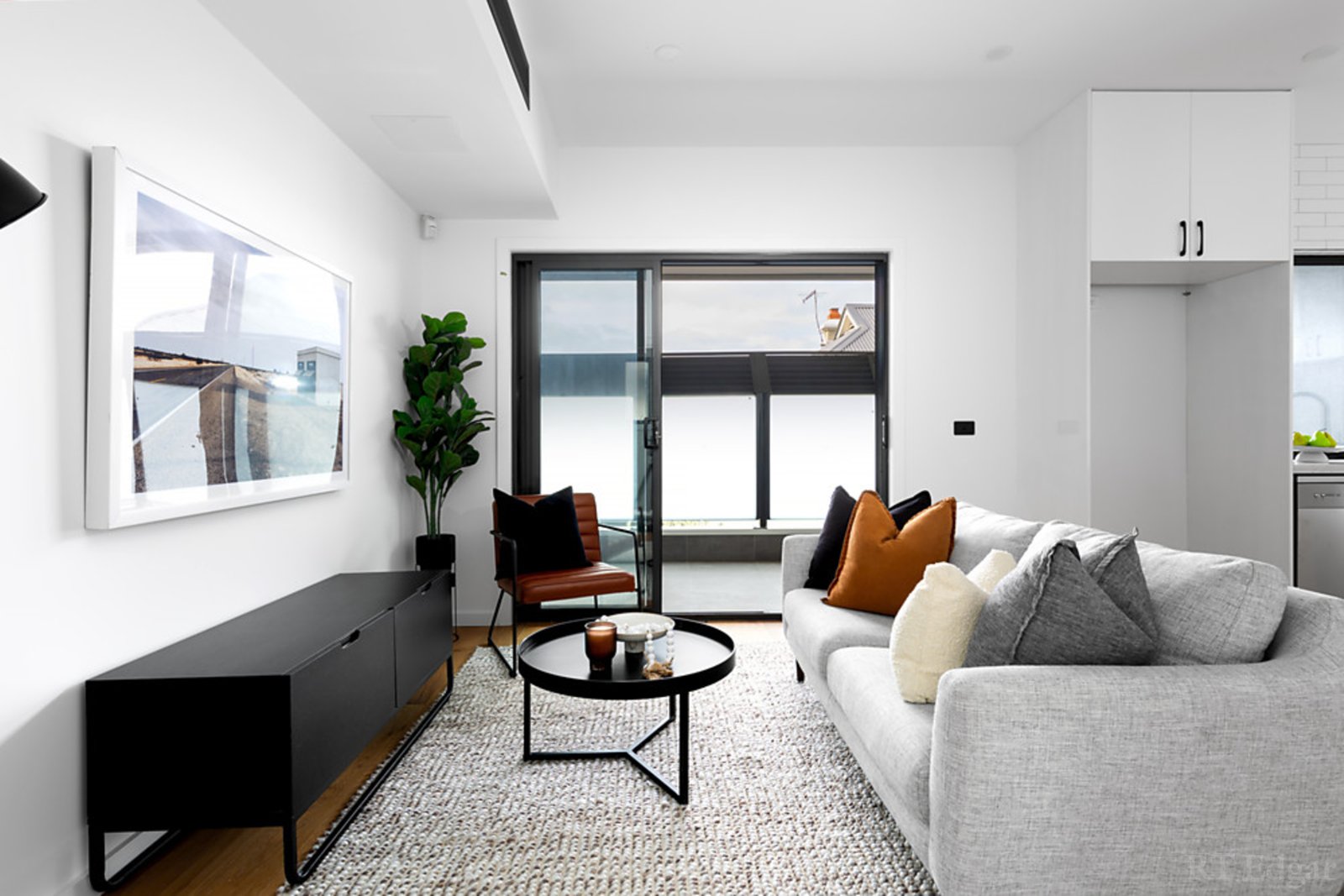 Real Estate and Property in 2/218 Union Street, Brunswick West, VIC