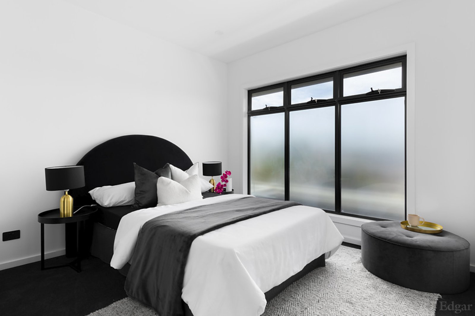 Real Estate and Property in 2/218 Union Street, Brunswick West, VIC