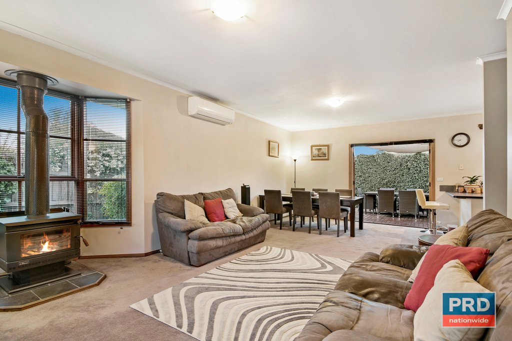 2/219 Spencer Street SEBASTOPOL 5
