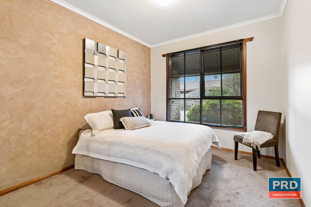 2/219 Spencer Street SEBASTOPOL 7