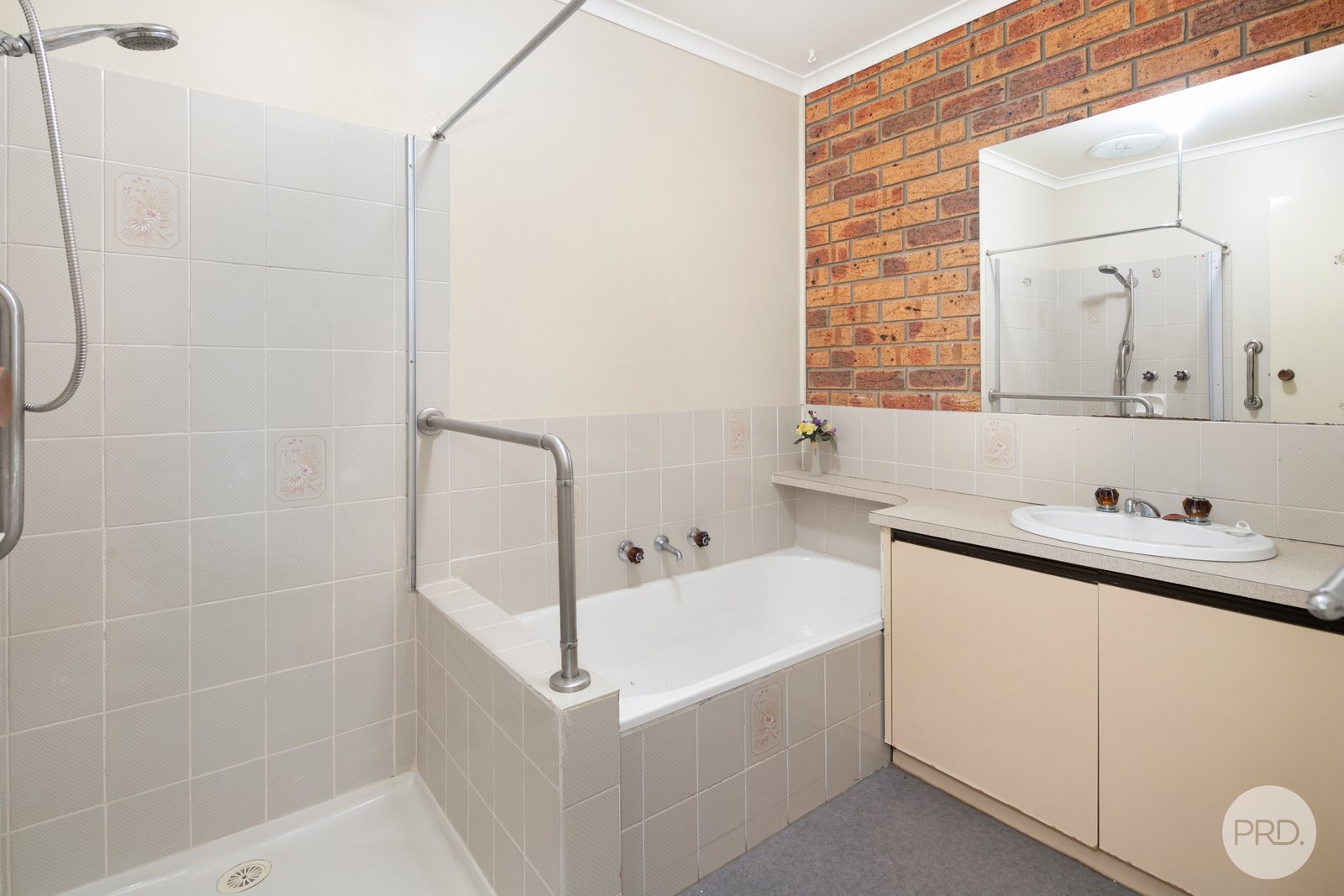 2/219 Victoria Street BALLARAT EAST 7