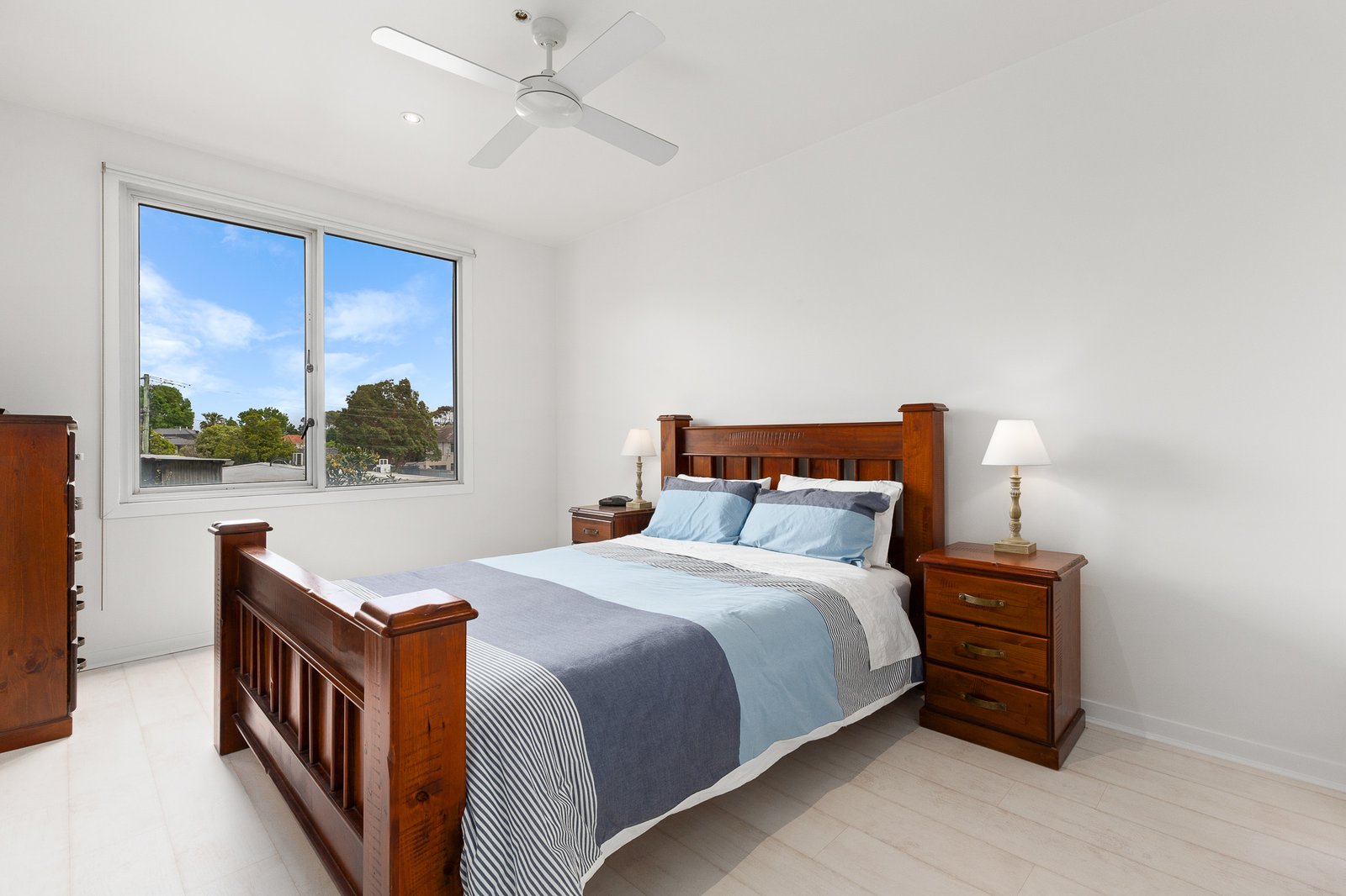 Gallery: 22/197 Bay Street
