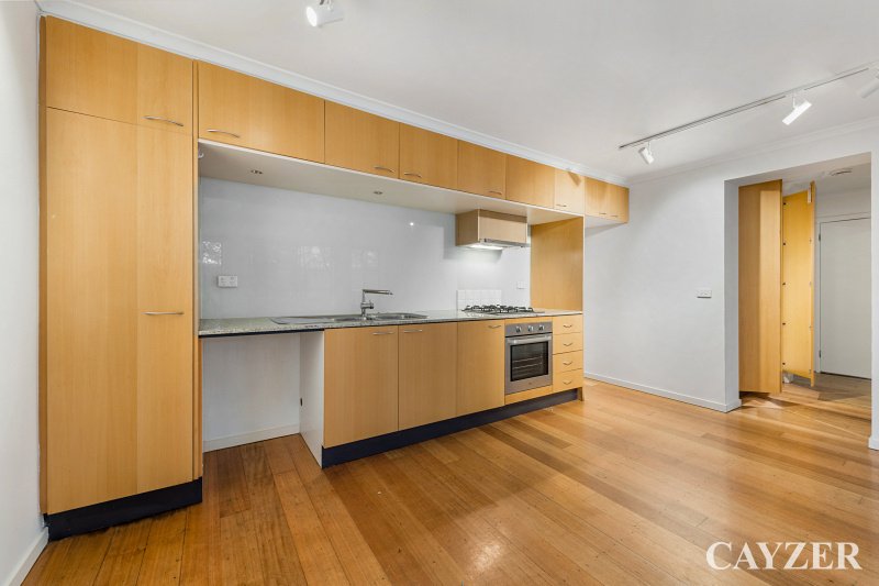 Gallery: 2/22-24 Clifton Street