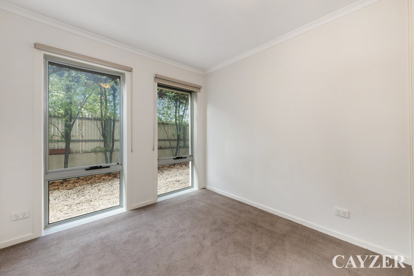 Gallery: 2/22-24 Clifton Street