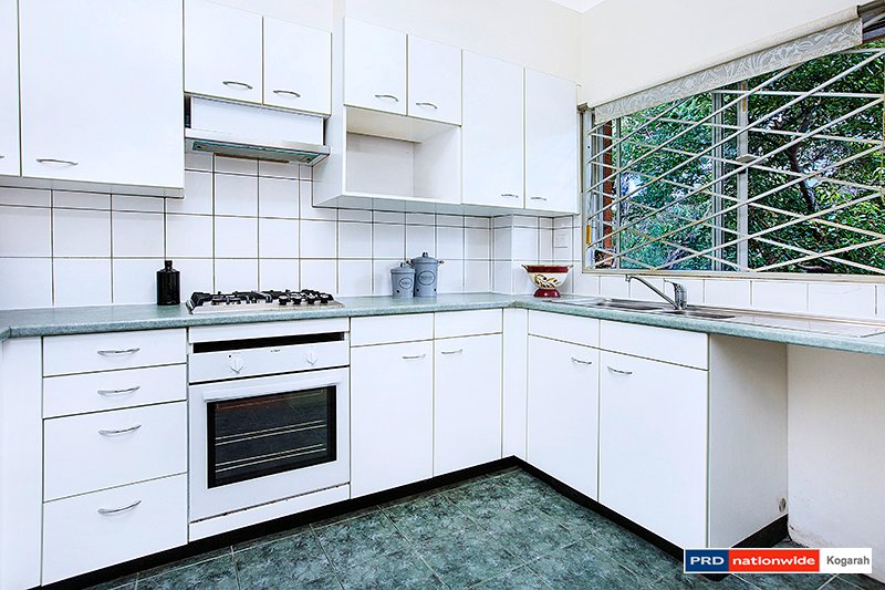 2/22-24 Mill Street CARLTON 3